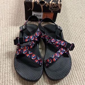 NEW in box limited edition Grateful Dead Chacos women size 7 (runs a bit big)